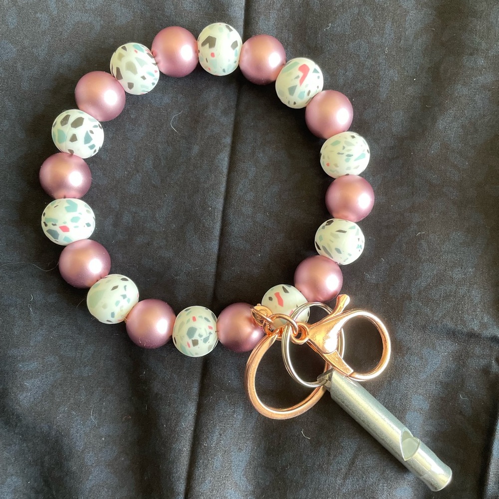 Silicone and aluminum bead bracelet/car key ring